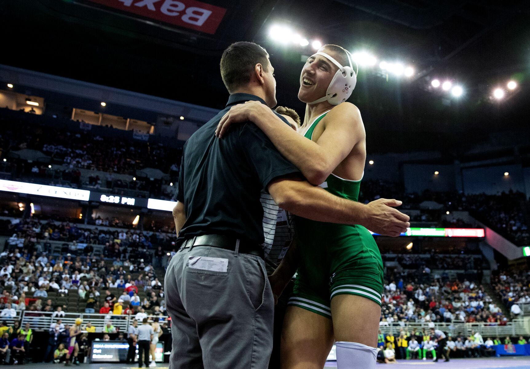 021922-owh-spo-statewrestling-em01.jpg